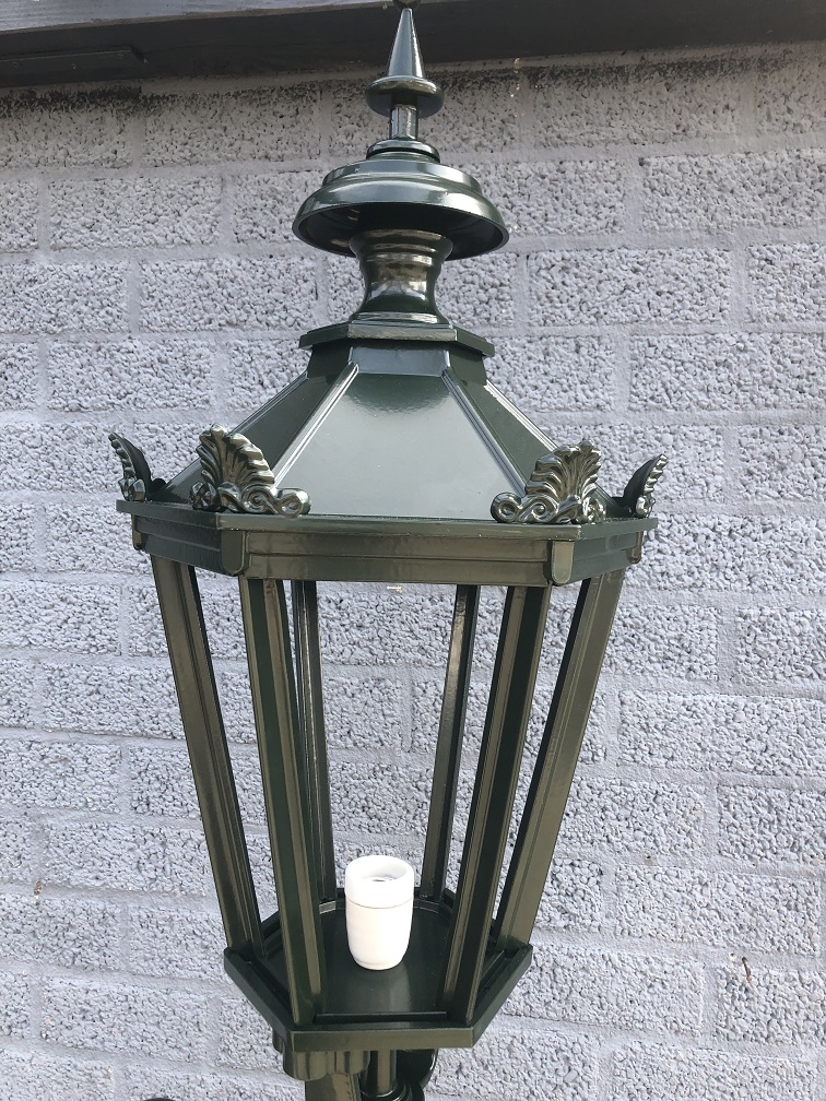 Kleren Observatie kleermaker buitenlamp-lantaarn -met-keramische-fitting-en-glas-gegoten-aluminium-215-cm-groen