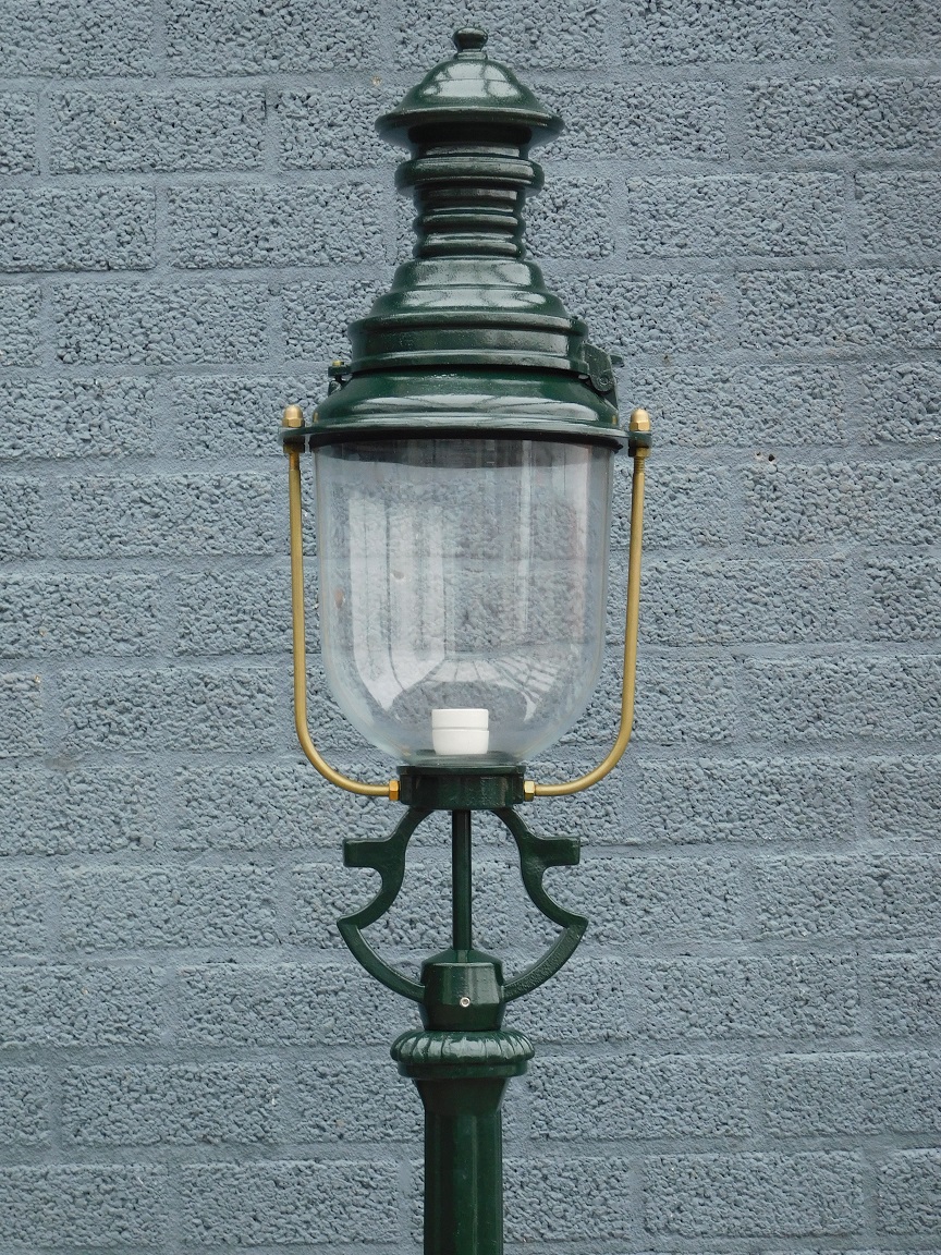 weduwe Altaar conservatief lantaarn-max---buitenlamp-staande-lantaarn---groen