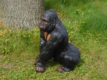 Prachtige gorilla, polystone mooi om te zien.