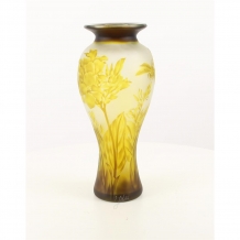 EINE BALUSTERVASE AUS KAMEEGLAS 