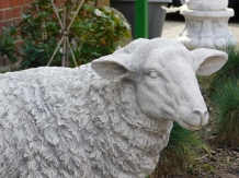 Beeld Schaap XL - vol steen