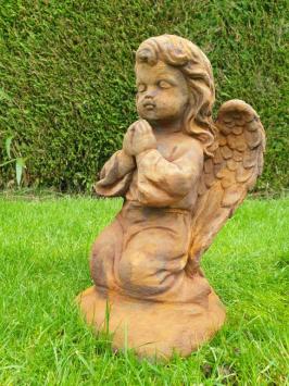 betender Engel, Gartenstatue